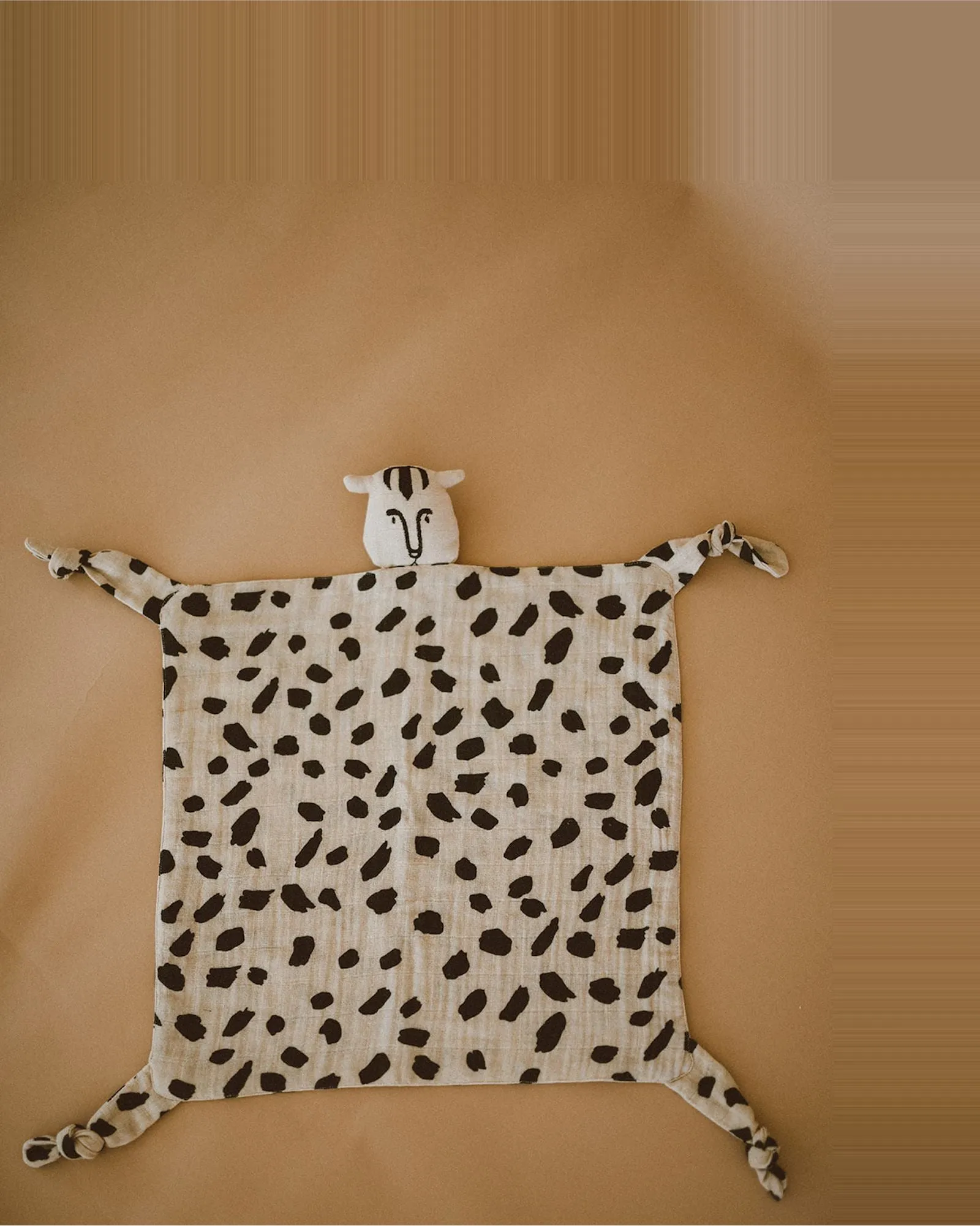 Leo Snuggle Blanket - Spots Dots