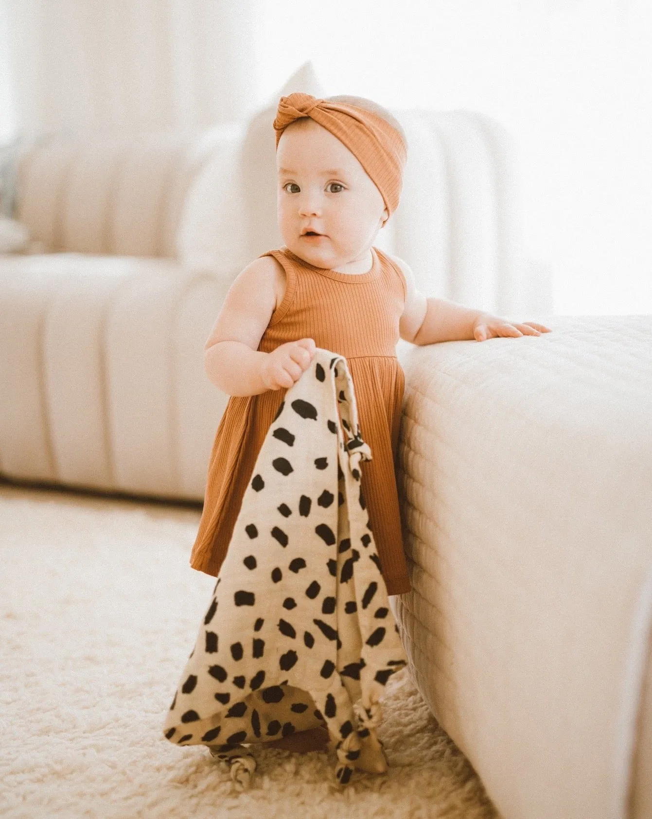 Leo Snuggle Blanket - Spots Dots